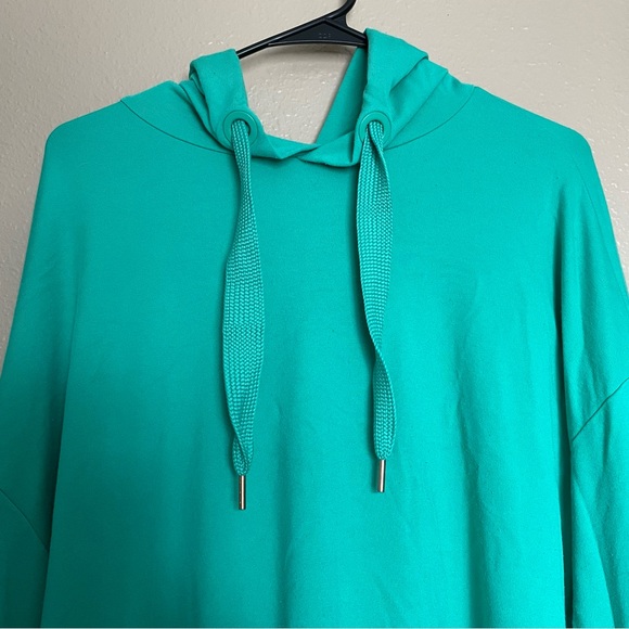 Women’s AVIA - Green Turquoise Tunic Hoodie Shirt - Picture 5 of 7